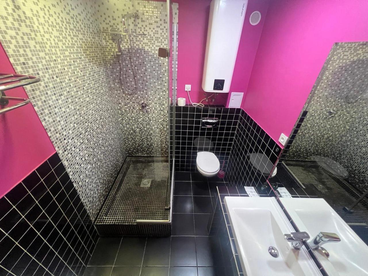 2-Room Luxury Apartment In The Center Київ Екстер'єр фото